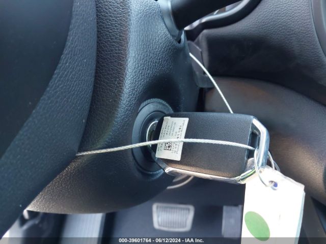 KNDJ23AU8R7899941 KIA SOUL LX
