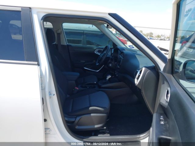 KNDJ23AU8R7899941 KIA SOUL LX