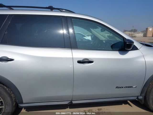 5N1DR2BM4LC579995 Nissan Pathfinder Sv 4wd