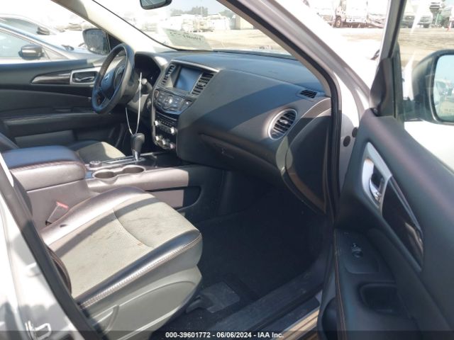 5N1DR2BM4LC579995 Nissan Pathfinder Sv 4wd