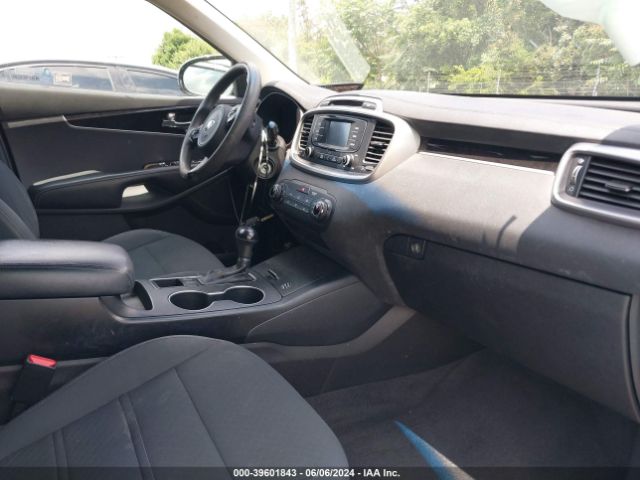 5XYPG4A39GG138859 KIA Sorento 2.4l Lx
