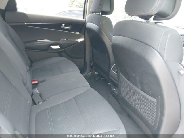 5XYPG4A39GG138859 KIA Sorento 2.4l Lx