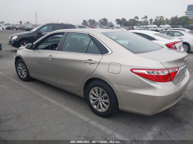 Toyota CAMRY LE 2017 4T1BF1FK5HU401775 Image 3