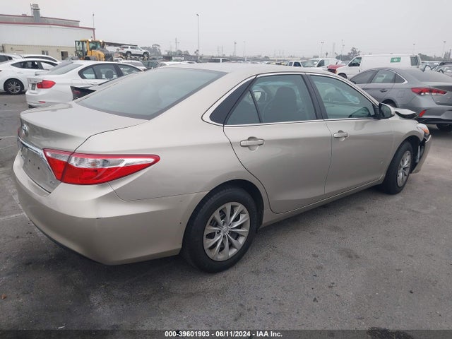Toyota CAMRY LE 2017 4T1BF1FK5HU401775 Image 4