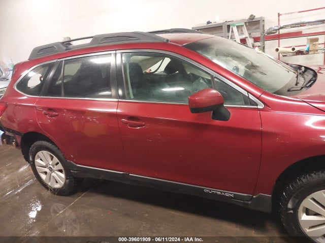 Subaru Outback 2.5i Premium 2015 4S4BSBCC9F3330467 Image 14