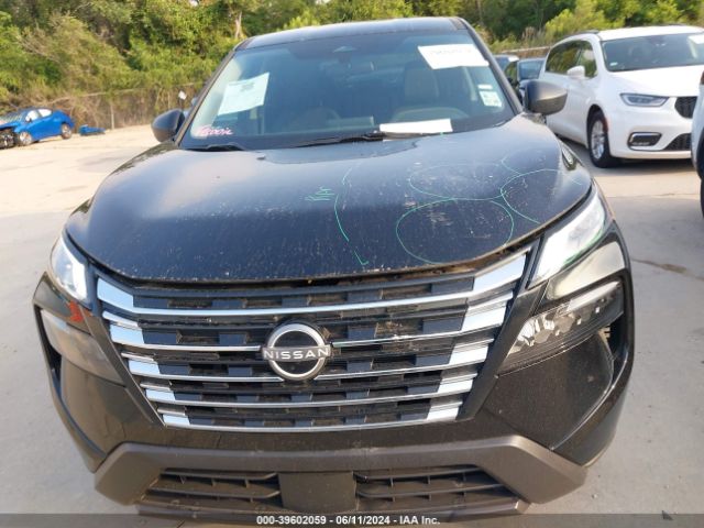 5N1BT3AA6RC715932 Nissan Rogue S Fwd