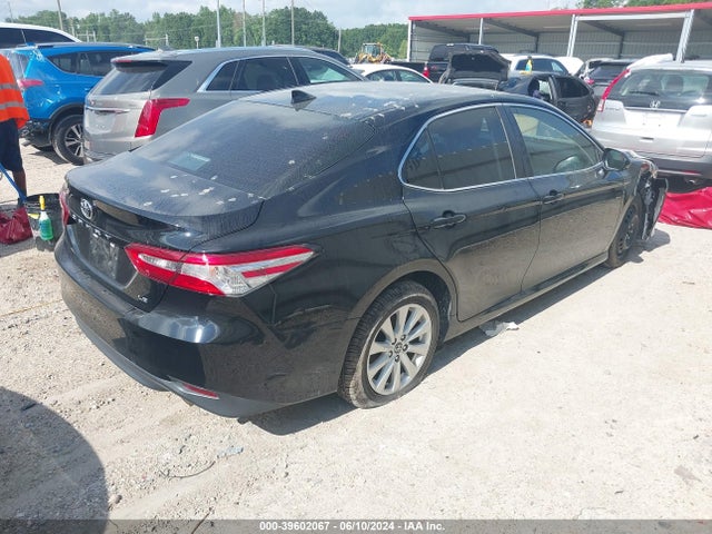 4T1C11AK9LU945215 Toyota CAMRY LE