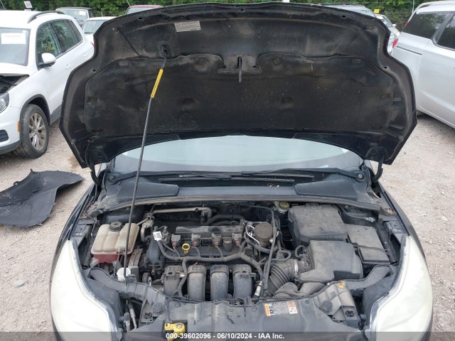 Ford FOCUS SE 2014 1FADP3F22EL385984 Image 10