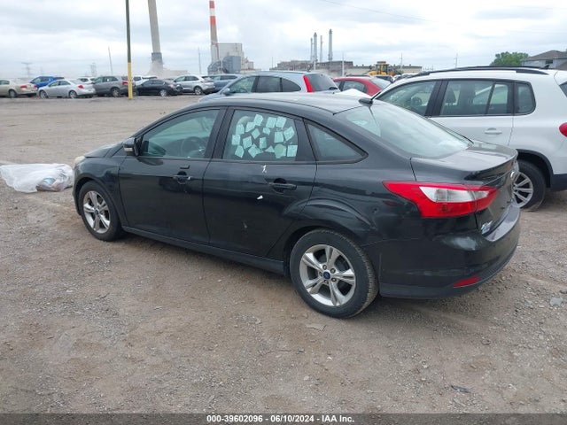 Ford FOCUS SE 2014 1FADP3F22EL385984 Image 3