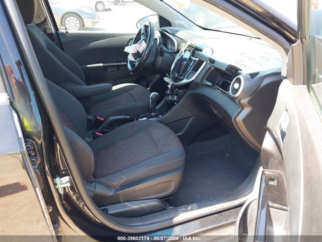 Chevrolet Sonic Lt Auto 2017 1G1JD6SH3H4119673 Image 5