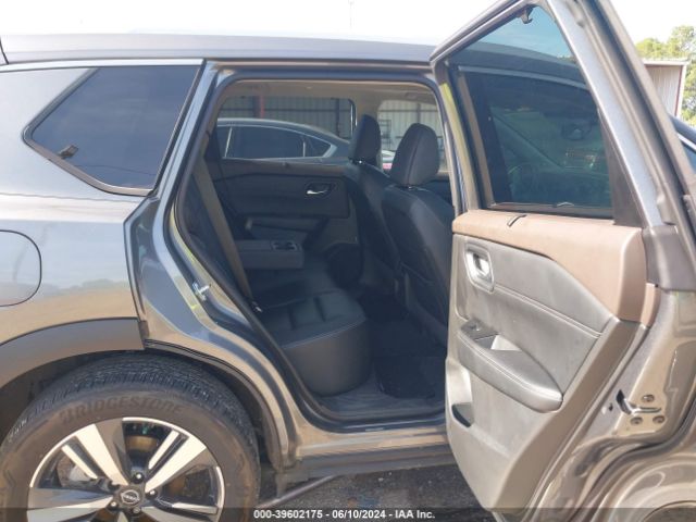 5N1BT3CA1PC875727 Nissan Rogue Sl Fwd