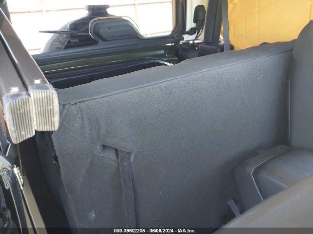 1C4HJXCG6MW550811 Jeep Wrangler Rubicon 4x4