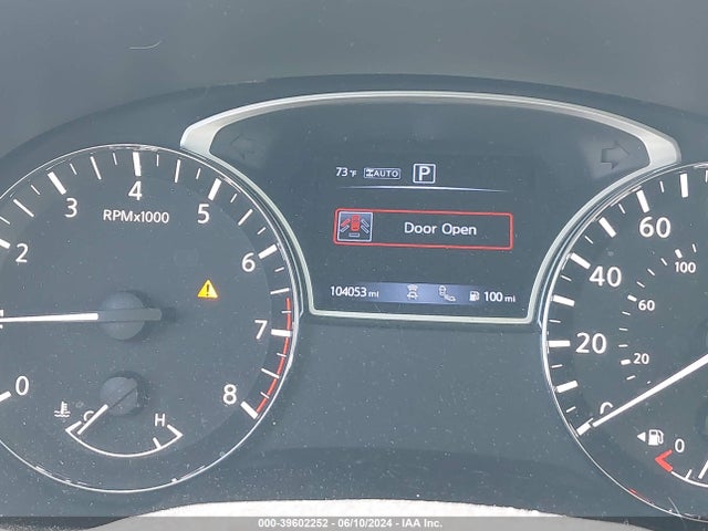 Nissan Pathfinder Platinum 2017 5N1DR2MM1HC637520 Image 16