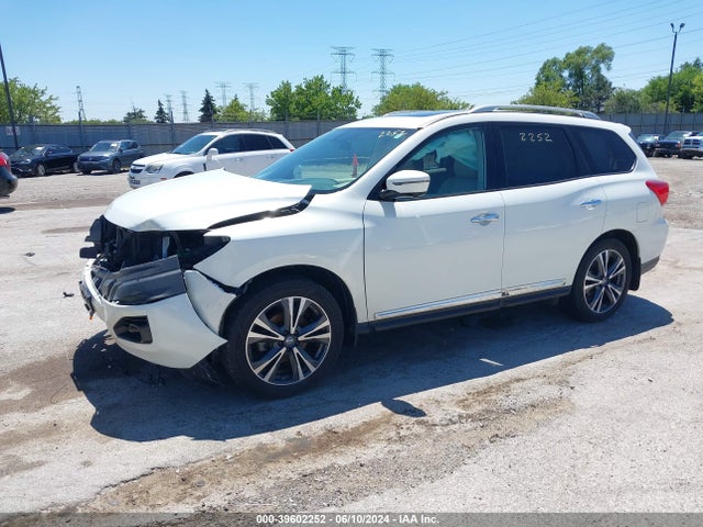 Nissan Pathfinder Platinum 2017 5N1DR2MM1HC637520 Image 2