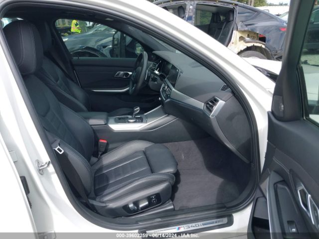 WBA5U7C0XLA234477 BMW 3 Series M340i