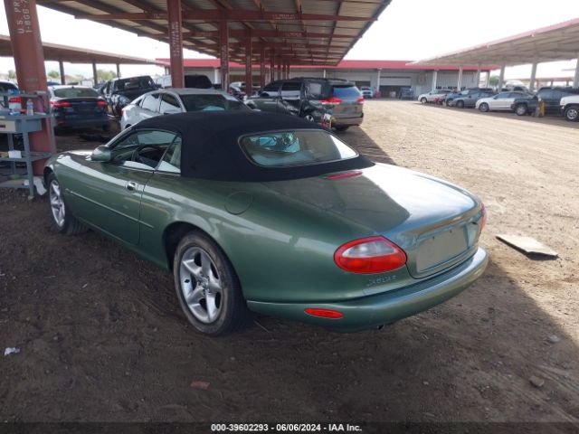 2000 JAGUAR XK8 SAJJA42C2YNA02643 Photo 2