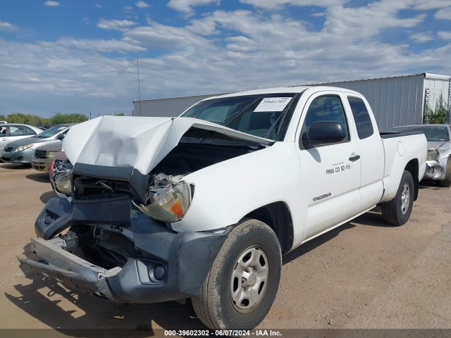 Toyota 2tr-fe 2014 5TFTX4CNXEX045050 Image 2
