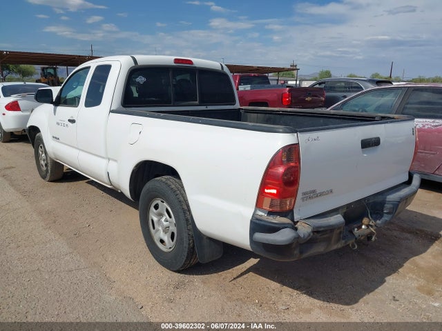 Toyota 2tr-fe 2014 5TFTX4CNXEX045050 Image 3