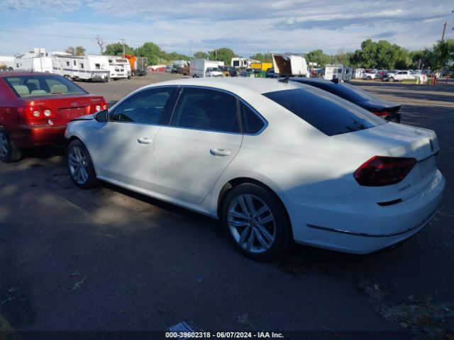 1VWBA7A38JC032120 Volkswagen Passat 2.0t Se