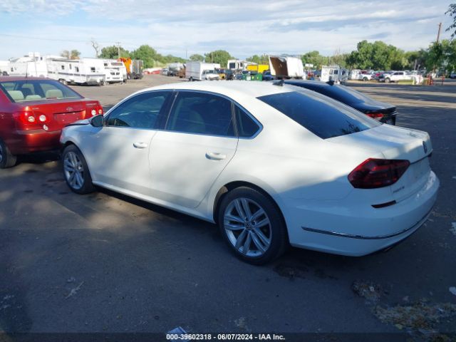 1VWBA7A38JC032120 Volkswagen Passat 2.0t Se