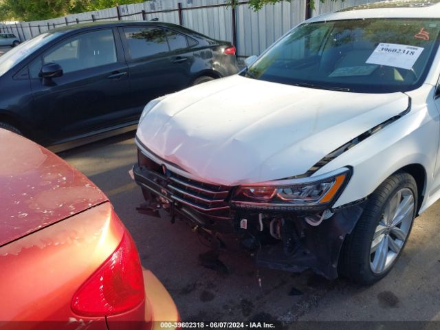 1VWBA7A38JC032120 Volkswagen Passat 2.0t Se