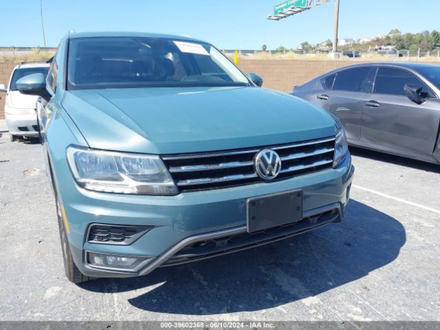 3VV3B7AX5LM093905 Volkswagen Tiguan 2.0t Se/2.0t Se R-line Black/2.0t Sel