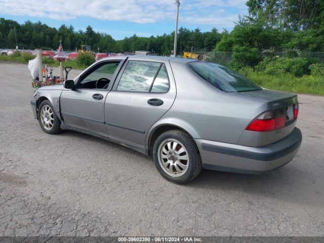 2001 SAAB 9-5 YS3ED48E213056340 Photo 2
