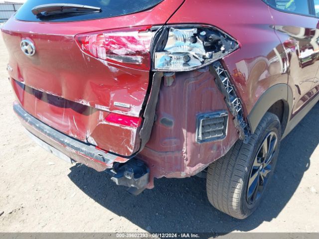 KM8J2CA46LU163472 Hyundai TUCSON SE
