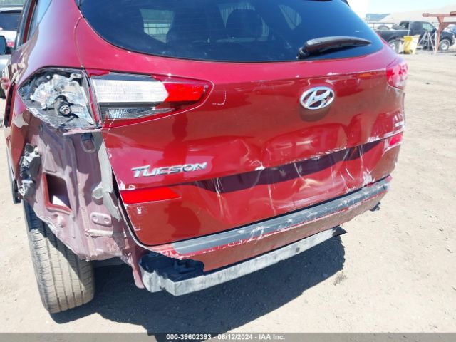 KM8J2CA46LU163472 Hyundai TUCSON SE