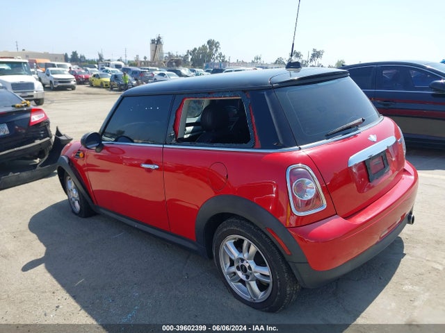 2012 MINI COOPER WMWSU3C50CT255754 Photo 2