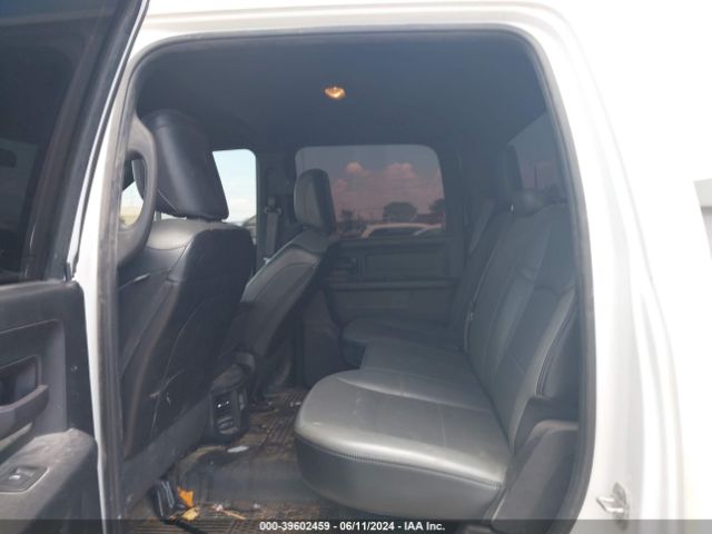 3C6UR5HJ3NG149790 RAM 2500 Tradesman  4x4 8' Box