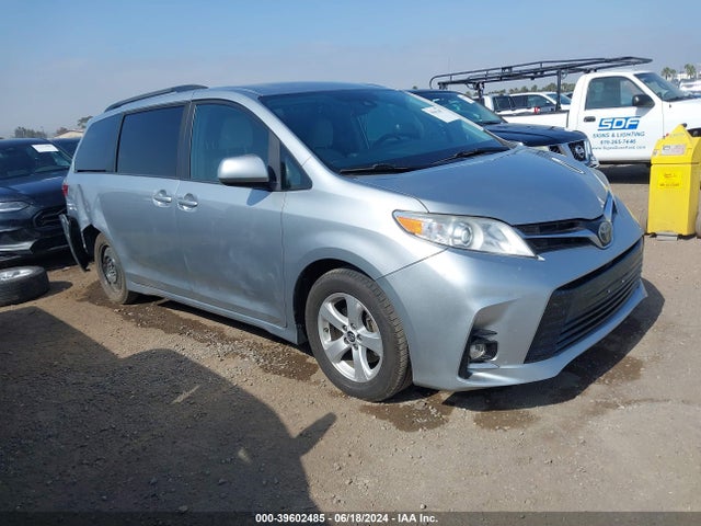 Toyota Sienna Le 8 Passenger 2019 5TDKZ3DC3KS999475 главное изображение
