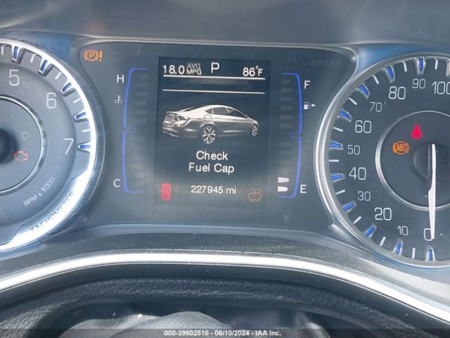 2015 CHRYSLER 200 1C3CCCABXFN692600 Photo 6