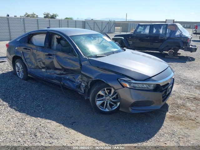 2018 1HGCV1F18JA027609 main image