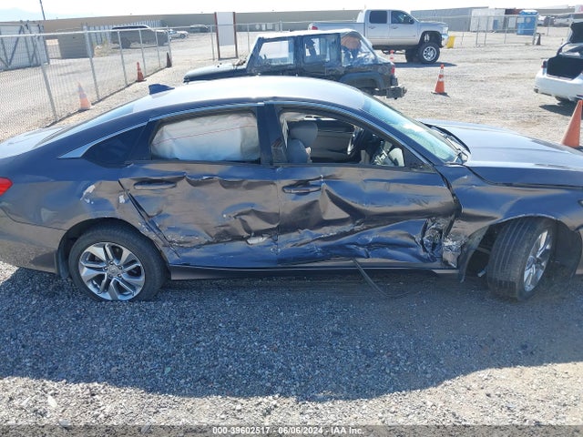 Honda ACCORD LX 2018 1HGCV1F18JA027609 Image 13