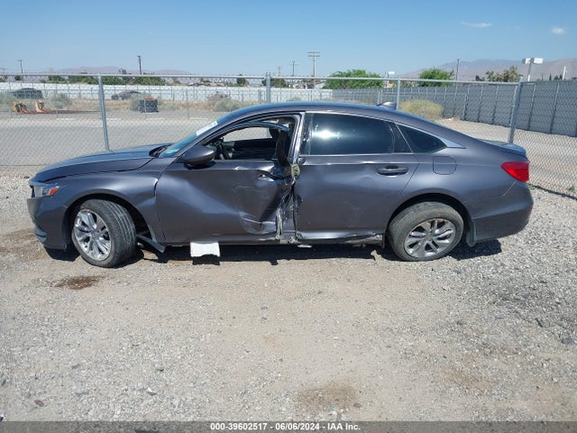 Honda ACCORD LX 2018 1HGCV1F18JA027609 Image 14