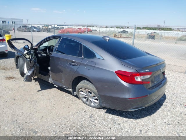 Honda ACCORD LX 2018 1HGCV1F18JA027609 Image 3
