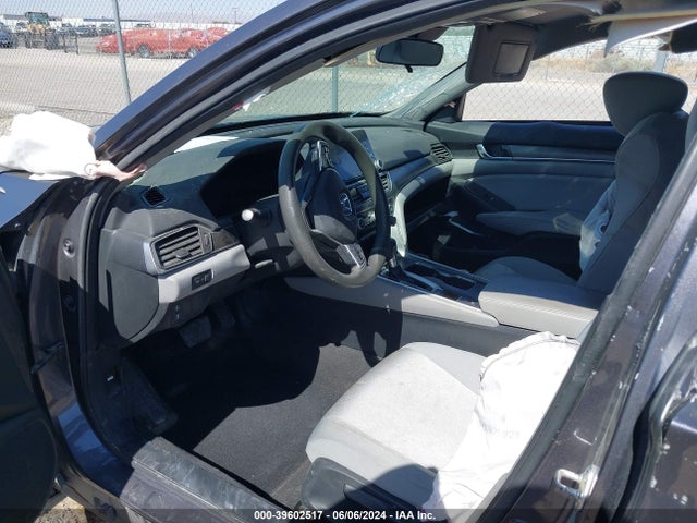 Honda ACCORD LX 2018 1HGCV1F18JA027609 Image 5