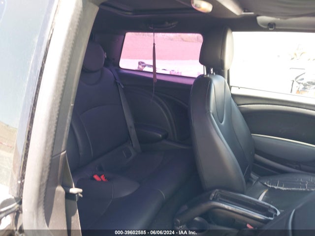 2012 MINI COOPER WMWSU3C5XCT541238 Photo 7