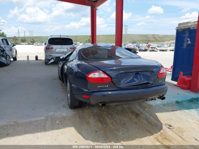2000 JAGUAR XK8 SAJJA41C7YNA02218 Photo 2