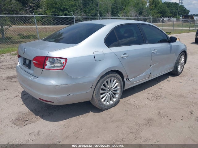 Volkswagen Jetta 2.0l S 2014 3VW2K7AJ7EM334353 Image 4