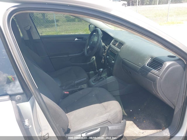 Volkswagen Jetta 2.0l S 2014 3VW2K7AJ7EM334353 Image 5