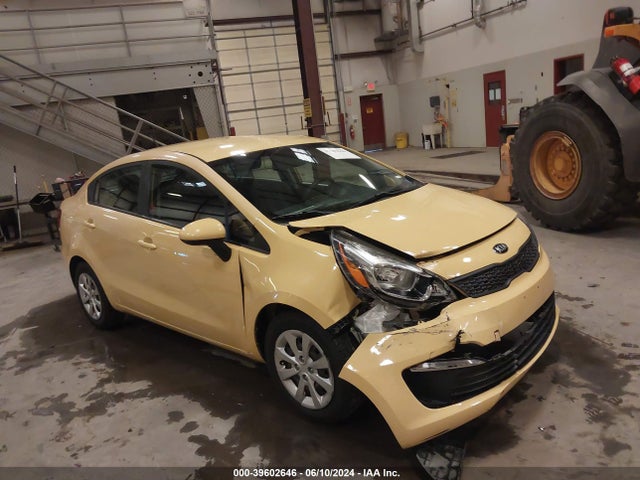 2016 KNADM4A32G6542050 main image