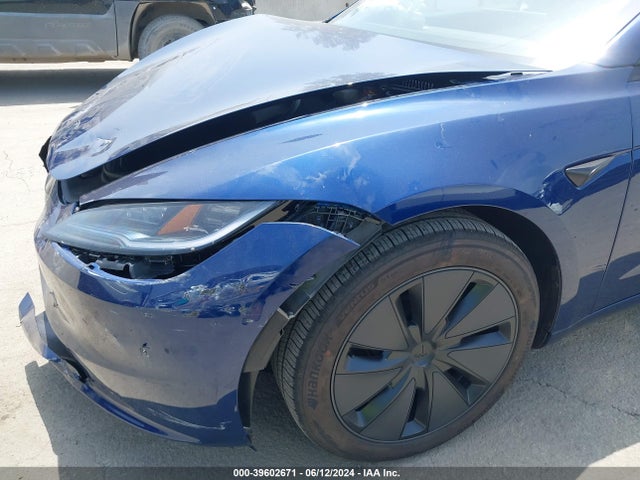 Tesla Model 3 Long Range Dual Motor All-wheel Drive 2024 5YJ3E1EB5RF729446 Image 6