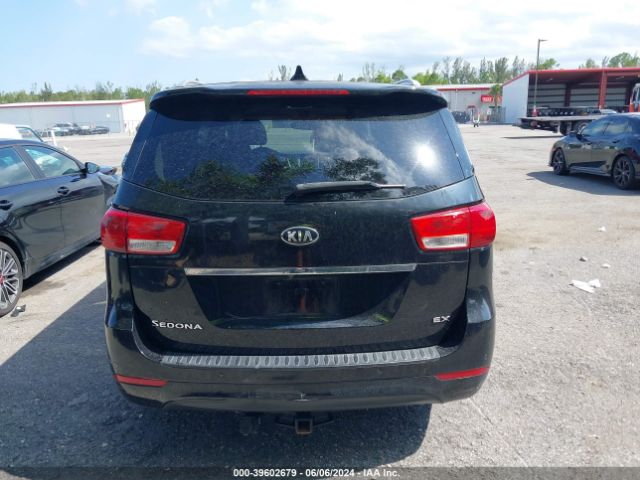 KNDMC5C10J6346672 KIA SEDONA EX