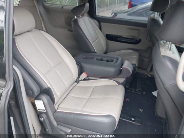 KNDMC5C10J6346672 KIA SEDONA EX