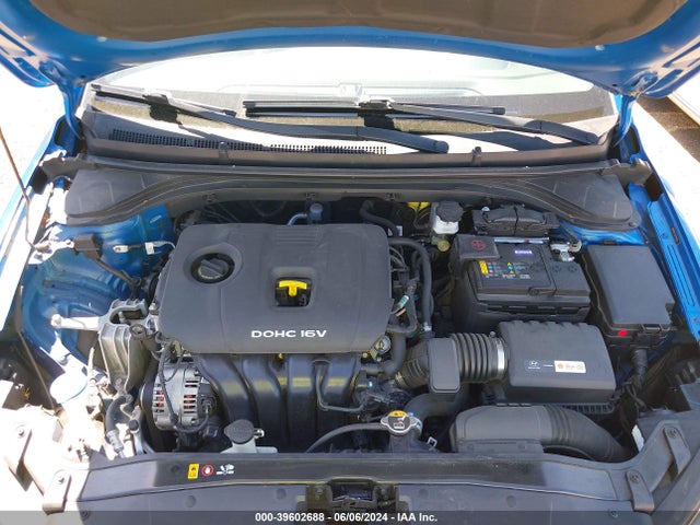 Hyundai ELANTRA SEL 2018 5NPD84LF3JH315512 Image 10