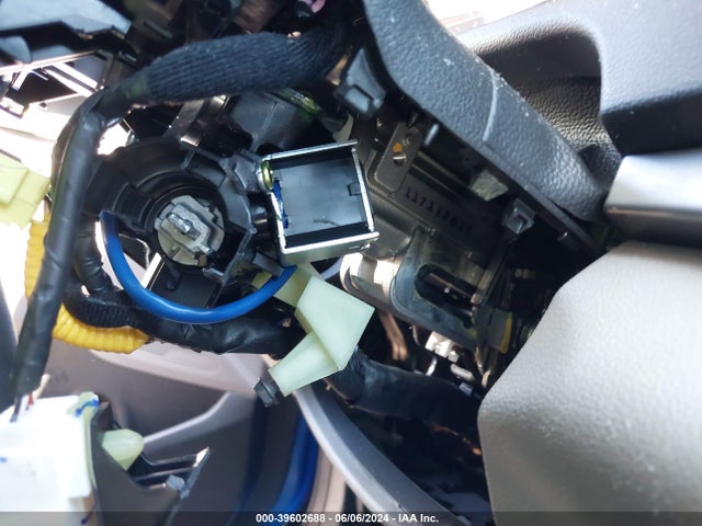 Hyundai ELANTRA SEL 2018 5NPD84LF3JH315512 Image 17