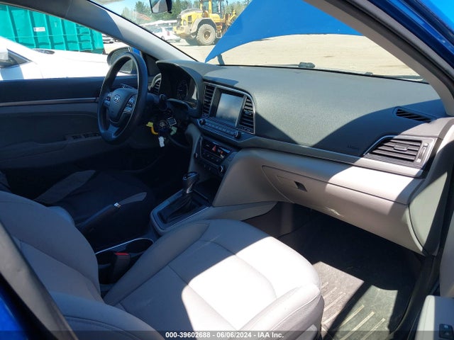 Hyundai ELANTRA SEL 2018 5NPD84LF3JH315512 Image 5