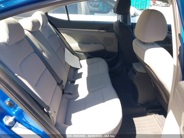 Hyundai ELANTRA SEL 2018 5NPD84LF3JH315512 Image 8